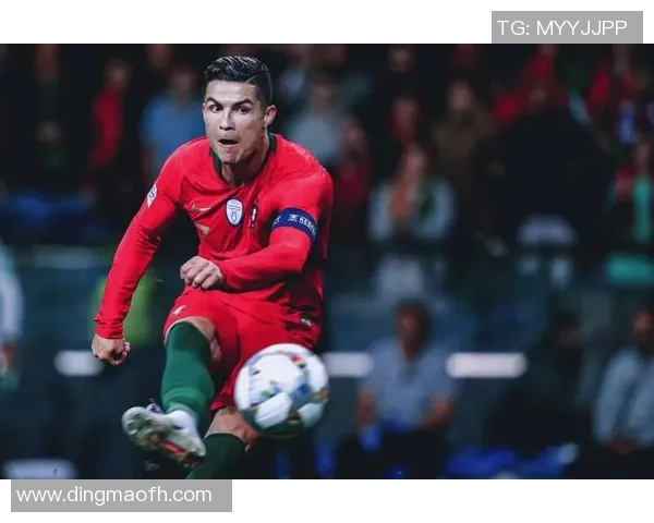 全球足球巨星与他们的经典绰号揭秘与回顾