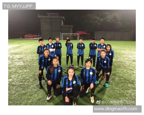 成都足球队心理素质引发热议球迷与专家的观点碰撞与反思 成都足球队心理素质引发热议球迷与专家的观点碰撞与反思